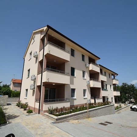 Apartments Medna Čižići Exteriör bild