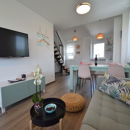 Apartments Medna Čižići Exteriör bild