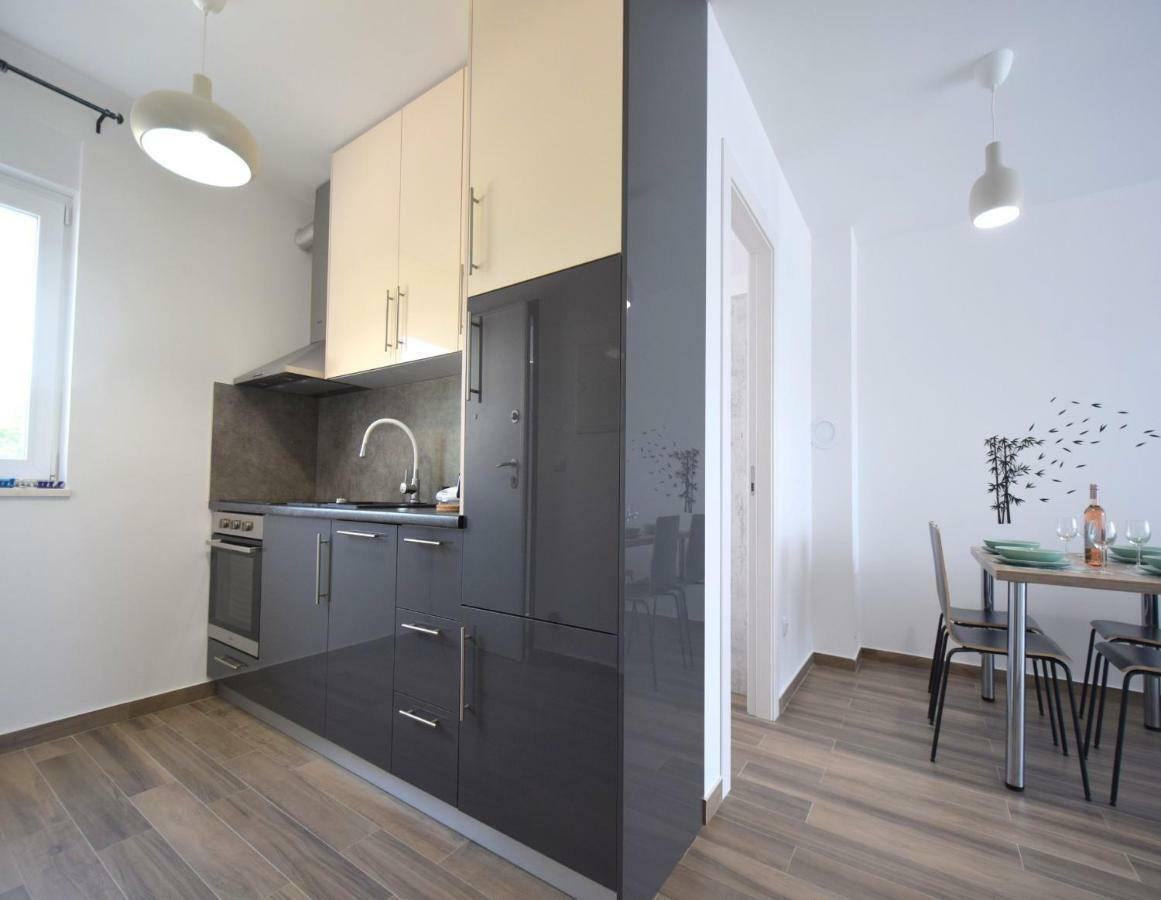 Apartments Medna Čižići Exteriör bild