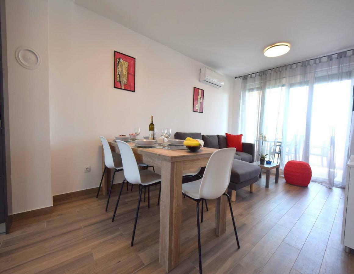 Apartments Medna Čižići Exteriör bild