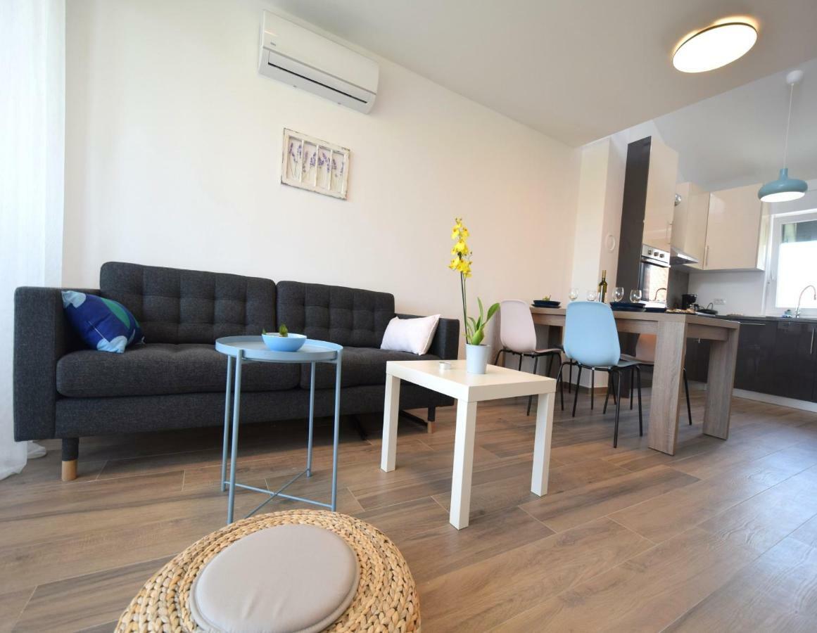 Apartments Medna Čižići Exteriör bild